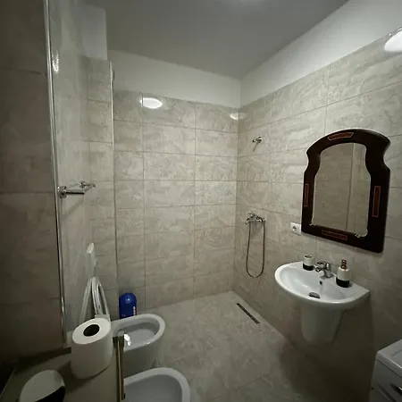 Amona Apartment
